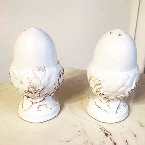 White acorn salt and pepper shakers